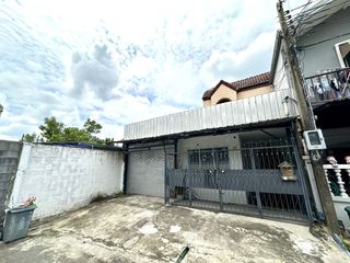 For sale and for rent 3 bedrooms house in Khan Na Yao, Bangkok