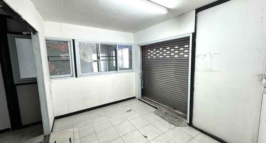 For sale and for rent 3 bedrooms house in Khan Na Yao, Bangkok