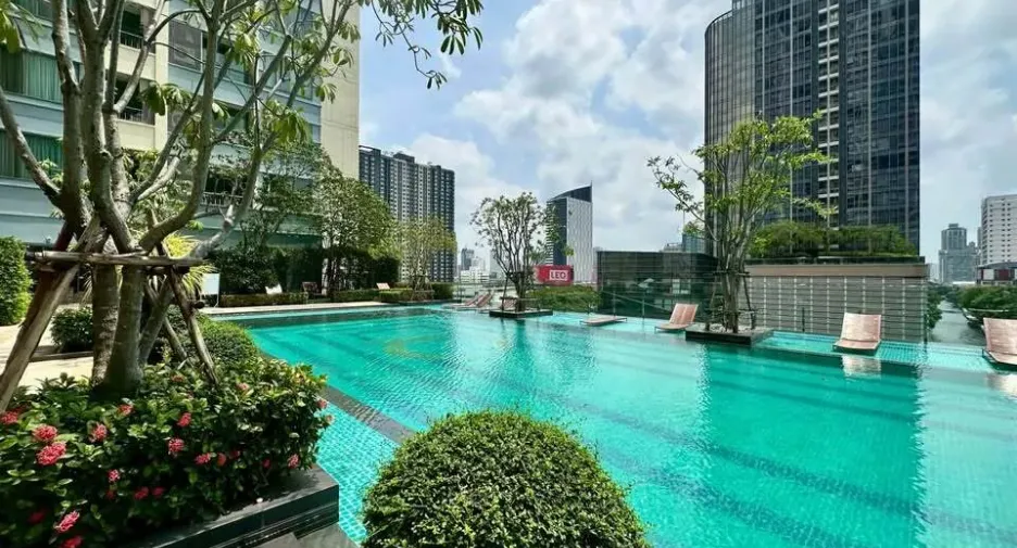 For rent 1 bed condo in Watthana, Bangkok