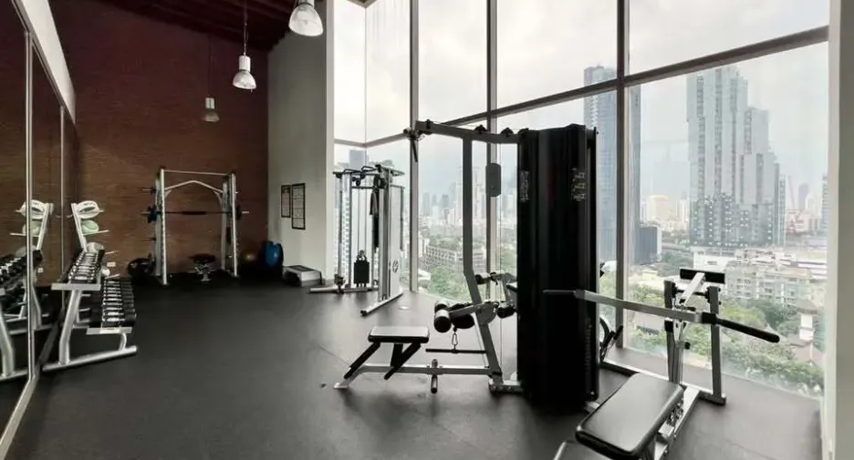 For sale and for rent 1 bed condo in Khlong Toei, Bangkok