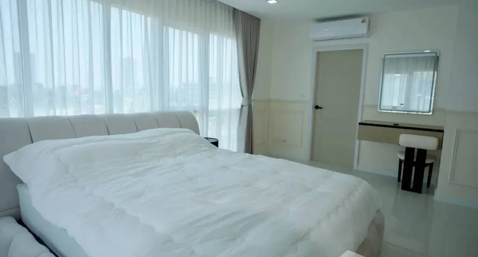For sale and for rent 1 bed condo in Bang Lamung, Chonburi