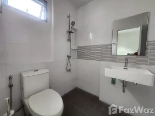 For sale 2 bedrooms townhouse in Bang Sao Thong, Samut Prakan