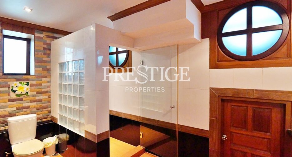 For rent 4 bedrooms house in Bang Lamung, Chonburi
