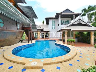 Casa en alquiler de 4 habitaciones en Bang Lamung, Chonburi