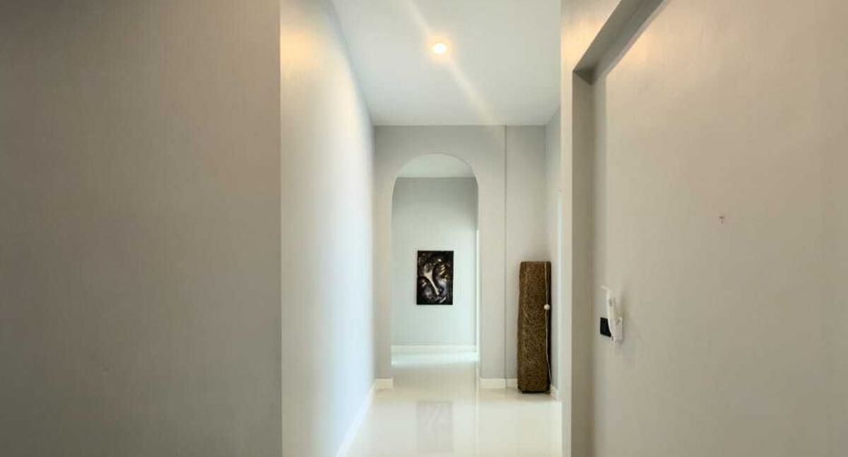 For rent 4 bedrooms villa in Mueang Phuket, Phuket