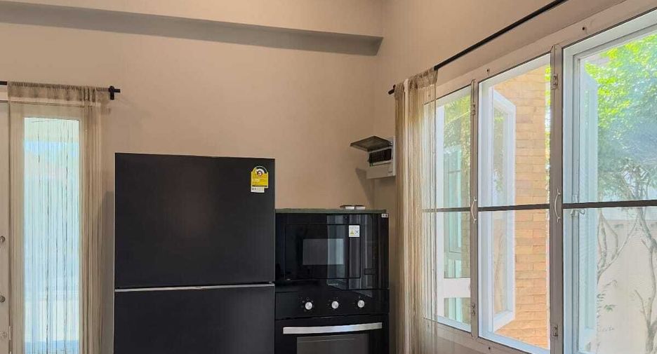 For rent 4 bedrooms villa in Mueang Phuket, Phuket