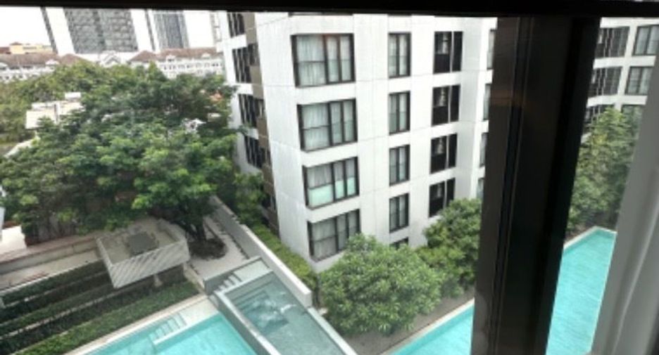 For rent 1 bed condo in Watthana, Bangkok