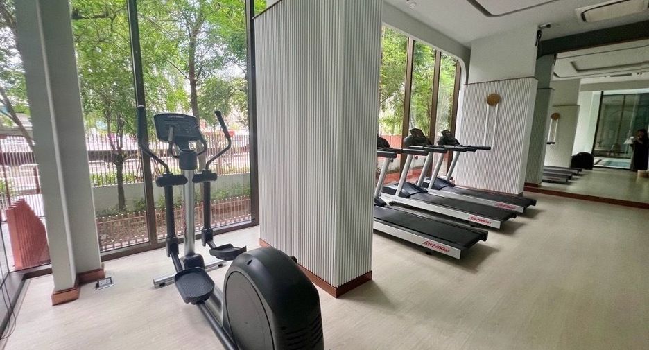For rent 1 bed condo in Watthana, Bangkok