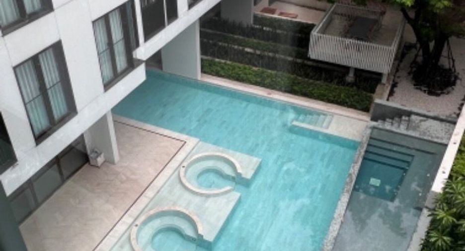 For rent 1 bed condo in Watthana, Bangkok