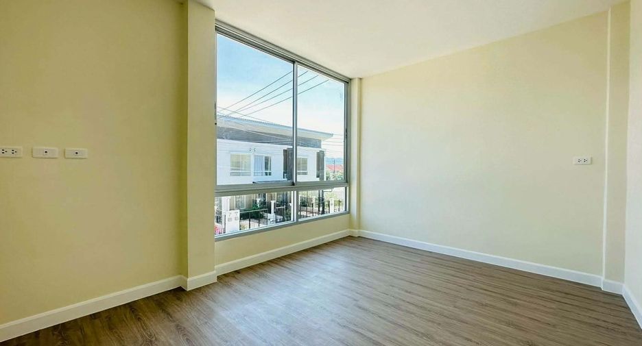 Casa en venta de 3 habitaciones en Thalang, Phuket