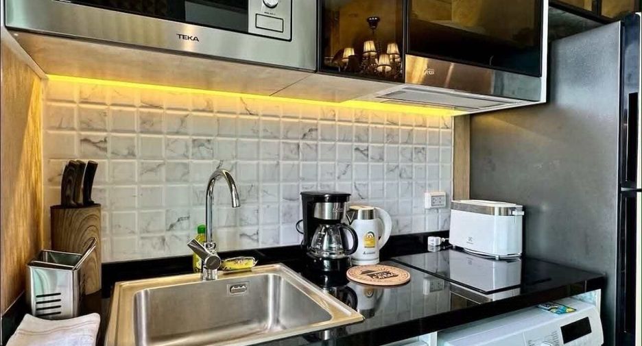 Condo en alquiler de 1 habitaciones en Bang Lamung, Chonburi