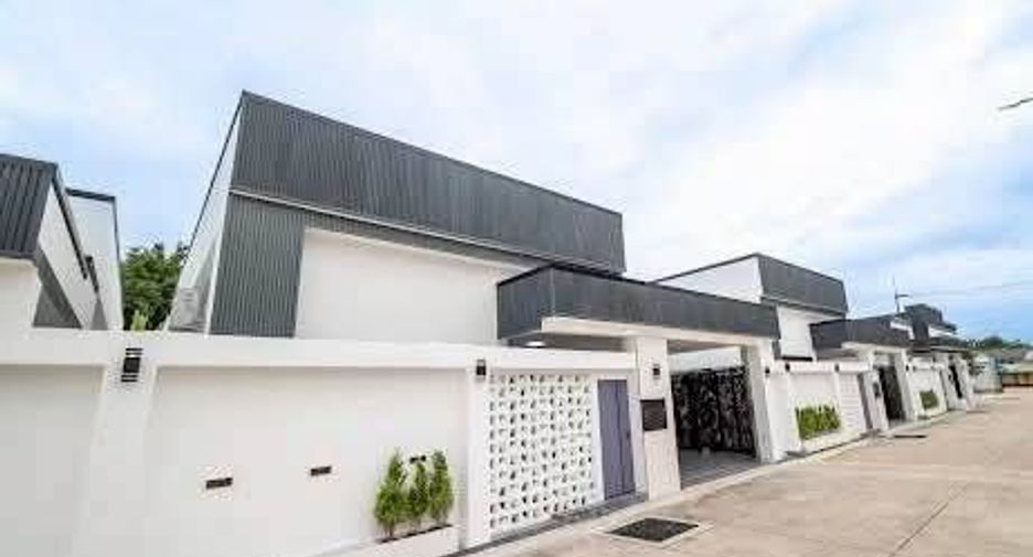 For sale and for rent 3 bedrooms house in Bang Lamung, Chonburi