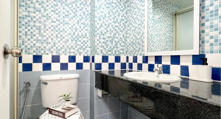 For sale 1 bed condo in Yan Nawa, Bangkok