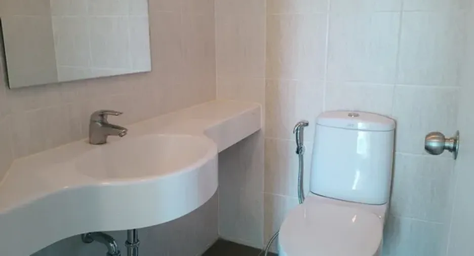 For rent studio condo in Chom Thong, Bangkok