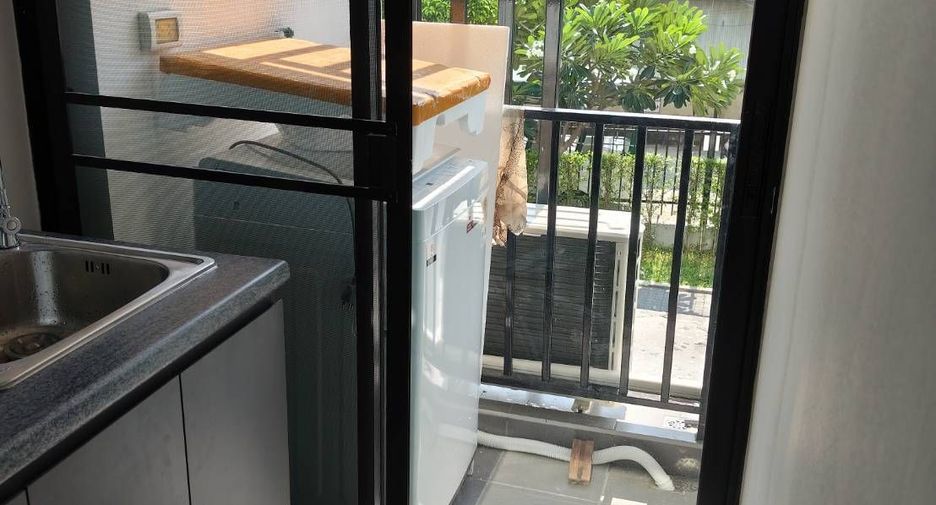 For rent studio condo in Bang Na, Bangkok