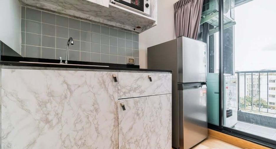 For rent スタジオ condo in Bang Khun Thian, Bangkok