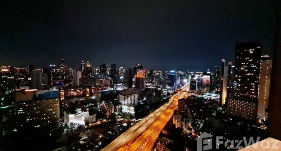 Condo en alquiler de 1 habitaciones en Pathum Wan, Bangkok