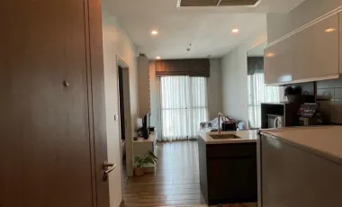 Condo en alquiler de 1 habitaciones en Khlong Toei, Bangkok