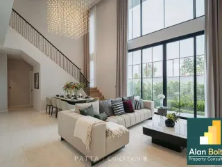 For Rent 4 Bedroom House In Bang Lamung, Chonburi
