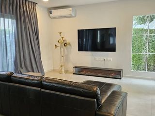 出租 3 卧室 独立屋 在 Bang Phli, Samut Prakan