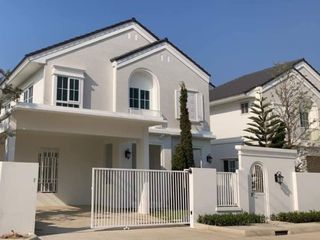 出租 3 卧室 独立屋 在 Bang Phli, Samut Prakan