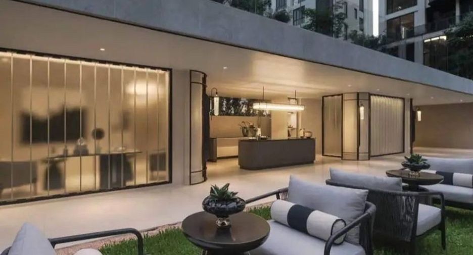 For sale 2 bedrooms condo in Watthana, Bangkok