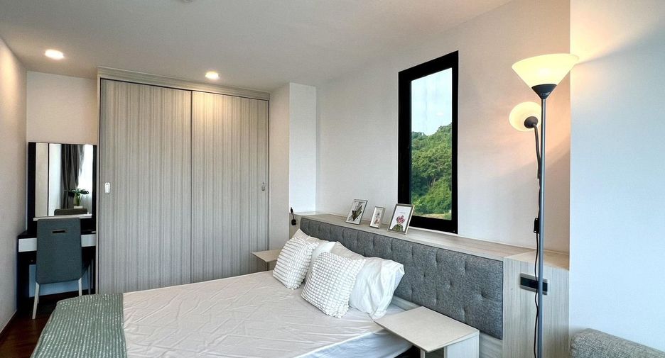 For rent 2 bedrooms condo in Si Racha, Chonburi