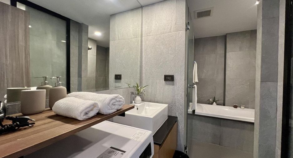For rent 2 bedrooms condo in Si Racha, Chonburi
