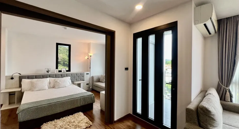 For rent 2 bedrooms condo in Si Racha, Chonburi
