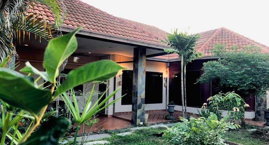 For rent 3 bedrooms house in Bang Lamung, Chonburi