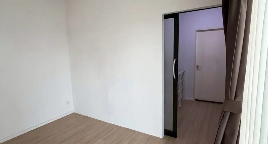 For sale 4 bedrooms townhouse in Prawet, Bangkok