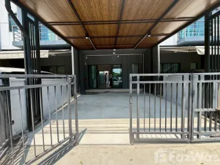 出售 4 卧室 联排别墅 在 Prawet, 曼谷