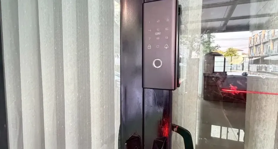 For sale 4 bedrooms townhouse in Prawet, Bangkok