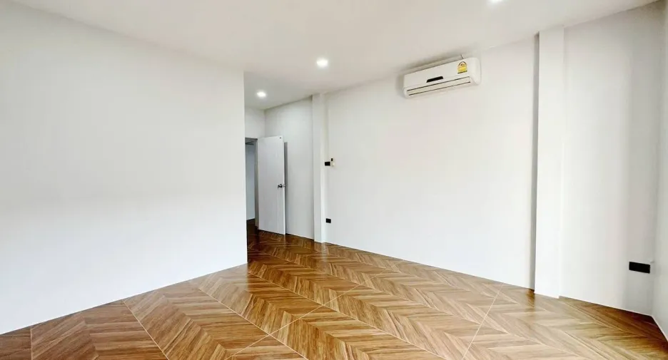 Casa en venta de 4 habitaciones en Mueang Phuket, Phuket