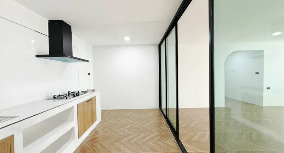 Casa en venta de 4 habitaciones en Mueang Phuket, Phuket