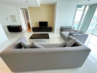For rent 3 bedrooms condo in Pathum Wan, Bangkok