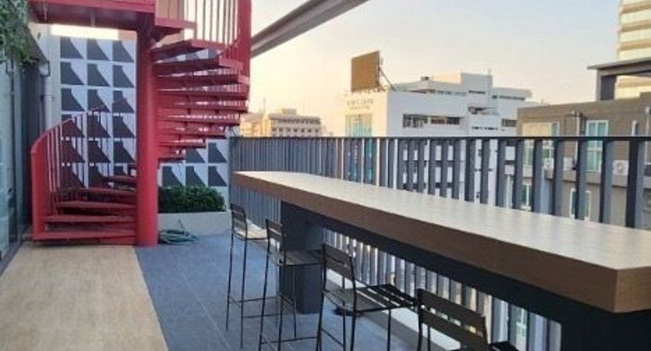 For rent 1 bed condo in Huai Khwang, Bangkok