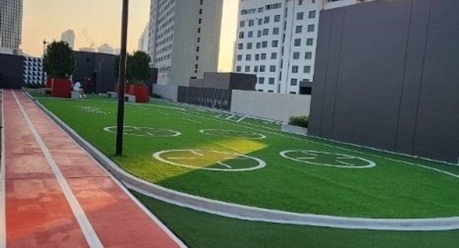 For rent 1 bed condo in Huai Khwang, Bangkok