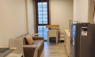 For rent 1 bed condo in Huai Khwang, Bangkok