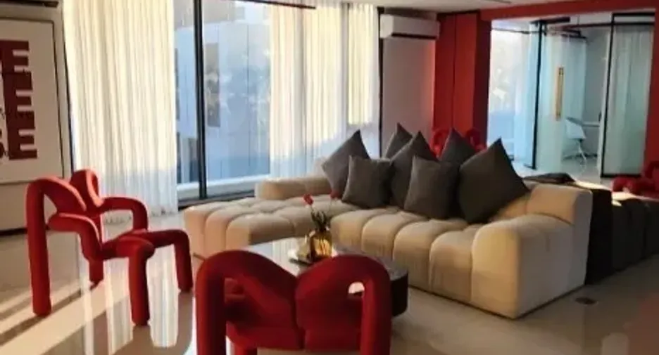 For rent 1 bed condo in Huai Khwang, Bangkok