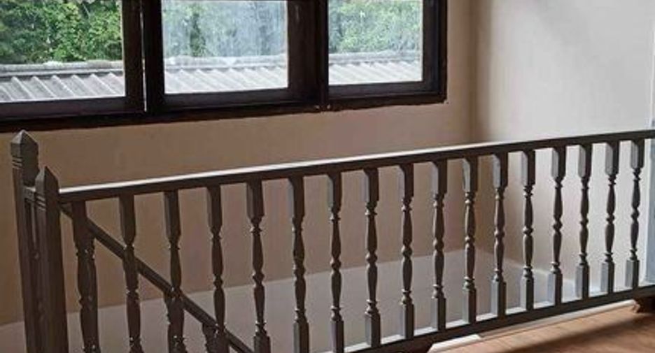 Haus zur Miete mit 2 Zimmer in Pathum Wan, Bangkok