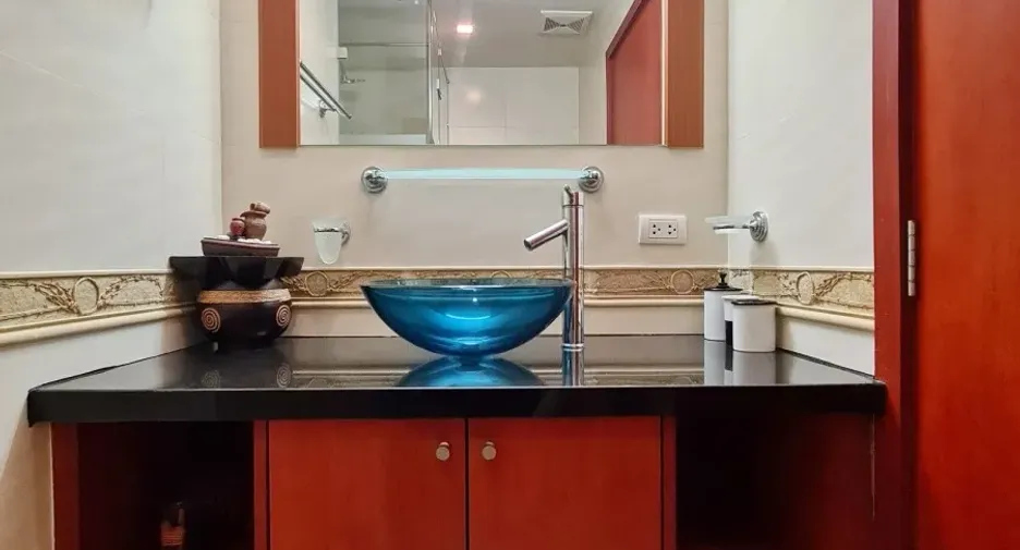 For rent and for sale 2 bedrooms condo in Bang Lamung, Chonburi