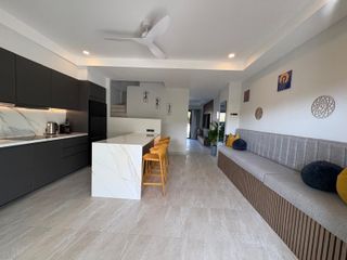 For sale 2 ベッドルーム townhouse in Ko Samui, Surat Thani
