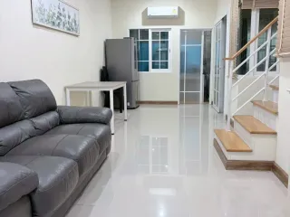 Reihenhaus zur Miete mit 3 Zimmer in Mueang Chiang Mai, Chiang Mai