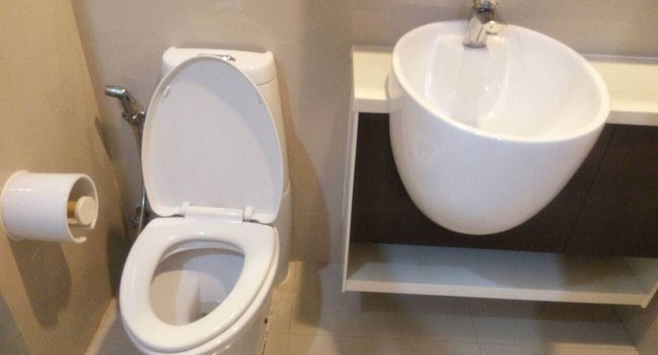 For sale studio condo in Bang Kapi, Bangkok