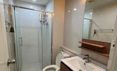 For rent 1 bed condo in Yan Nawa, Bangkok