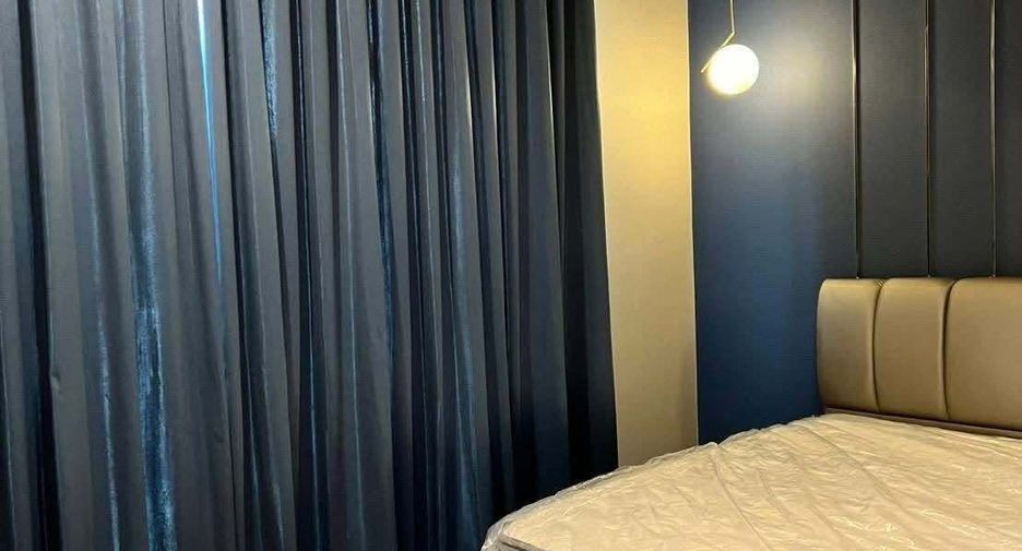 For rent 4 bedrooms house in Lat Phrao, Bangkok