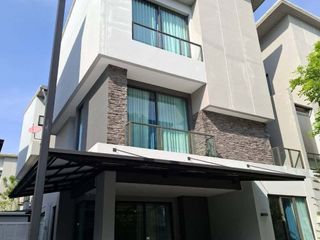 ให้เช่า 4 ห้องนอน บ้านเดี่ยว ใน ลาดพร้าว, กรุงเทพฯ