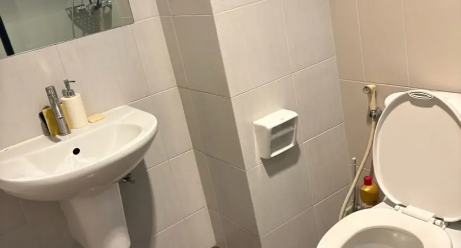 For rent 2 bedrooms condo in Khlong Toei, Bangkok