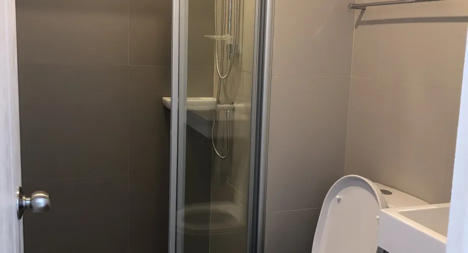 For sale 2 bedrooms condo in Yan Nawa, Bangkok